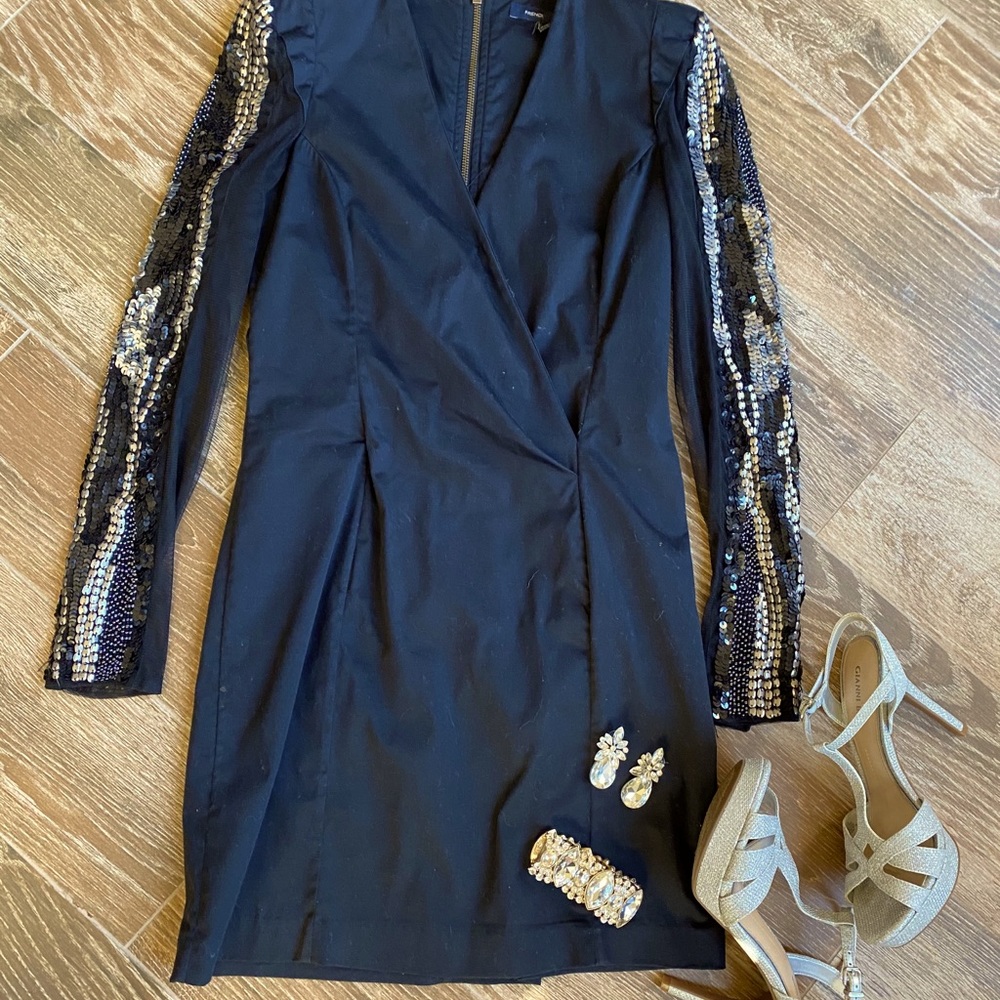 Black and silver mesh padded cocktail dress